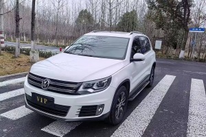 途觀 大眾 1.8TSI 自動(dòng)兩驅(qū)豪華型