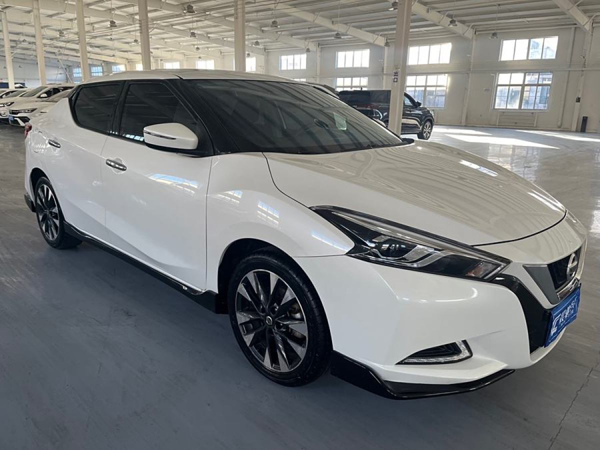 日產(chǎn) LANNIA 藍(lán)鳥  2020款 1.6L CVT智聯(lián)智酷版圖片