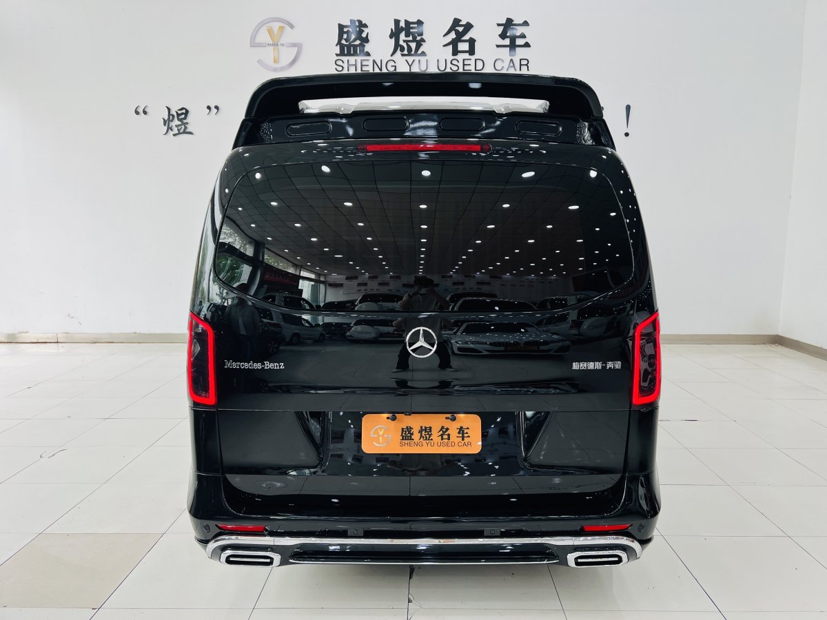 奔馳 威霆  2021款 2.0T 商務(wù)版 7座圖片
