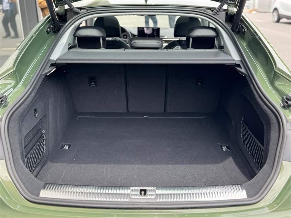 奧迪 奧迪A5  2024款 Sportback 40 TFSI 時(shí)尚動(dòng)感型圖片