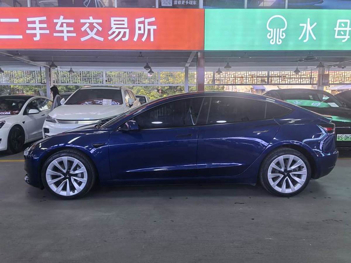 特斯拉 Model Y  2022款 改款 后輪驅(qū)動版圖片