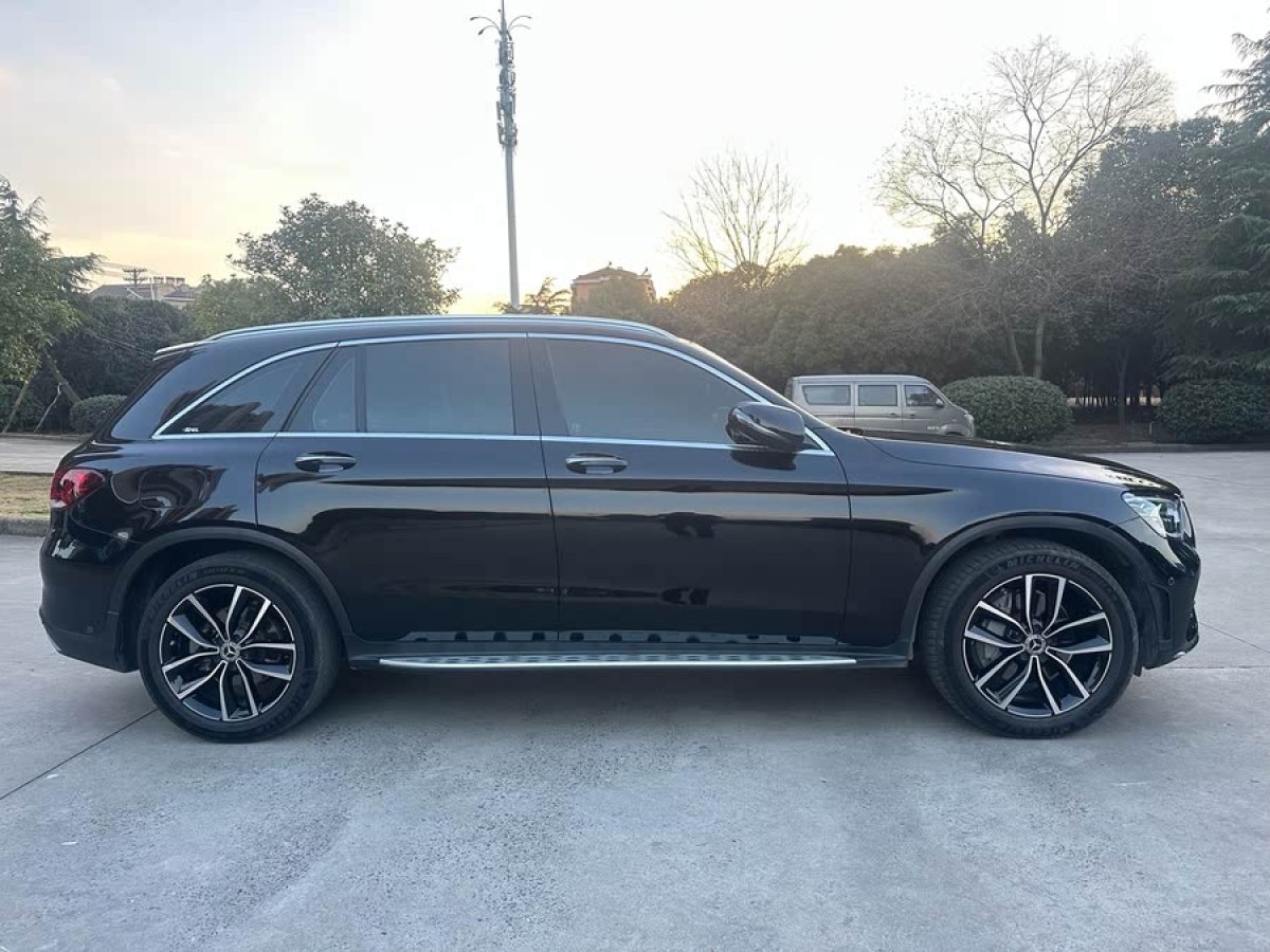 奔馳 奔馳GLC  2022款 改款 GLC 300 L 4MATIC 動感型臻藏版圖片