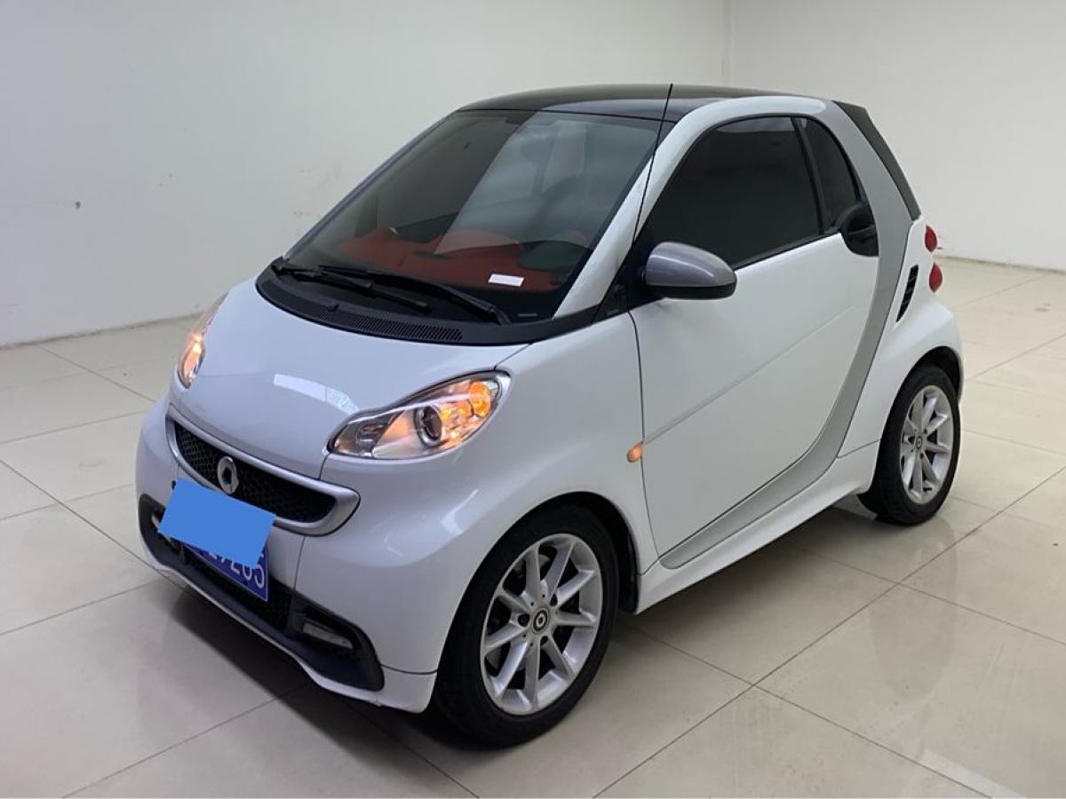 2014年4月smart fortwo  2012款 1.0 MHD 硬頂激情版