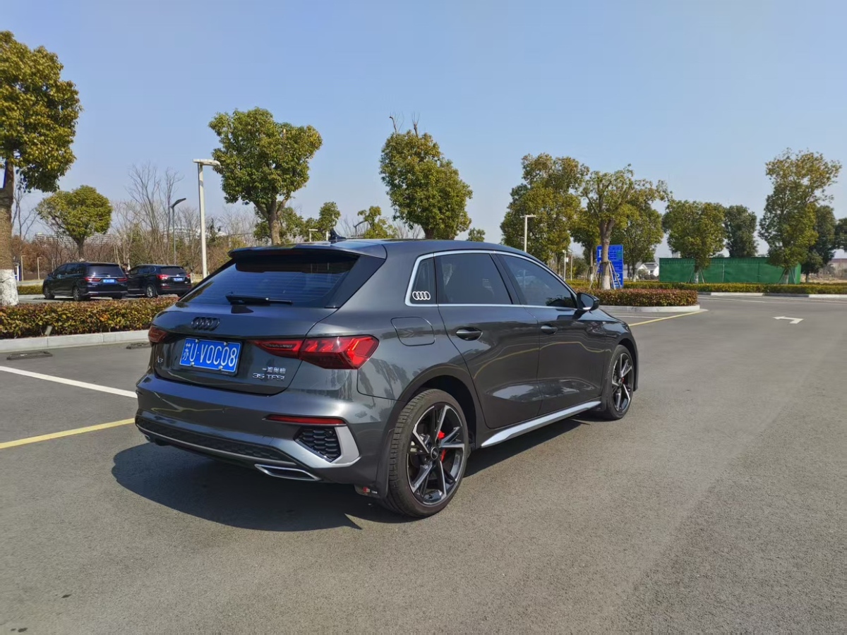 奧迪 奧迪A3  2023款 Sportback 35 TFSI 時(shí)尚運(yùn)動(dòng)型圖片