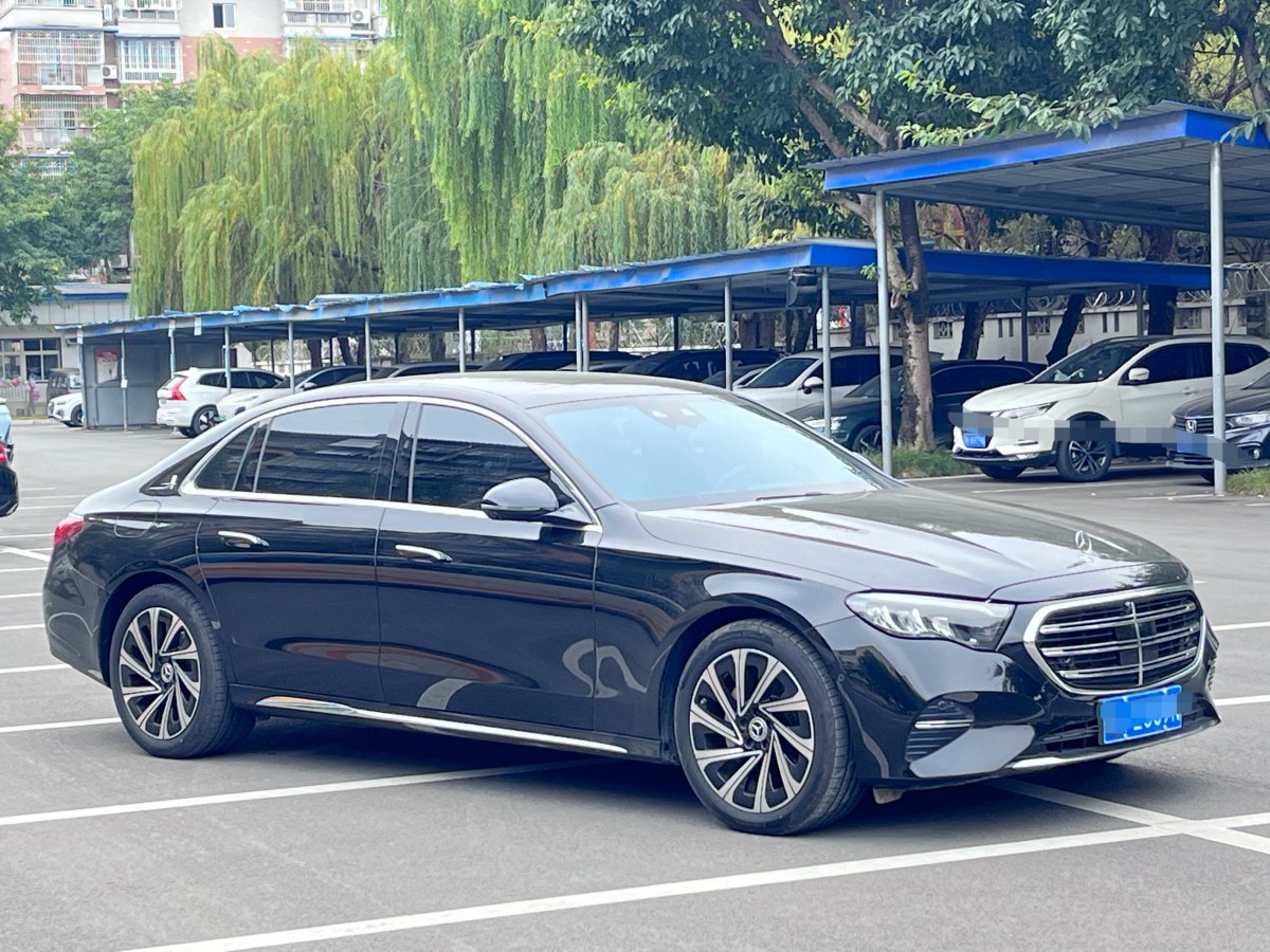 奔馳 奔馳E級  2024款 E 300 L 豪華型圖片