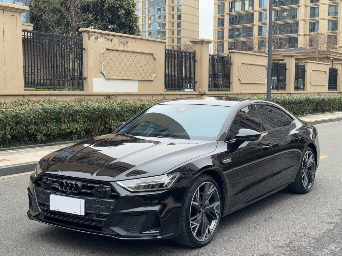 奧迪 奧迪A7L  2023款 45 TFSI quattro S-line 黑武士版圖片