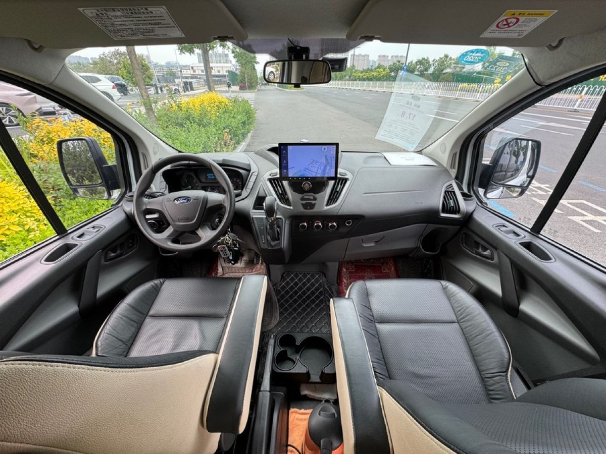 福特 全顺  2017款 2.0T汽油多功能商用车中轴中顶图片