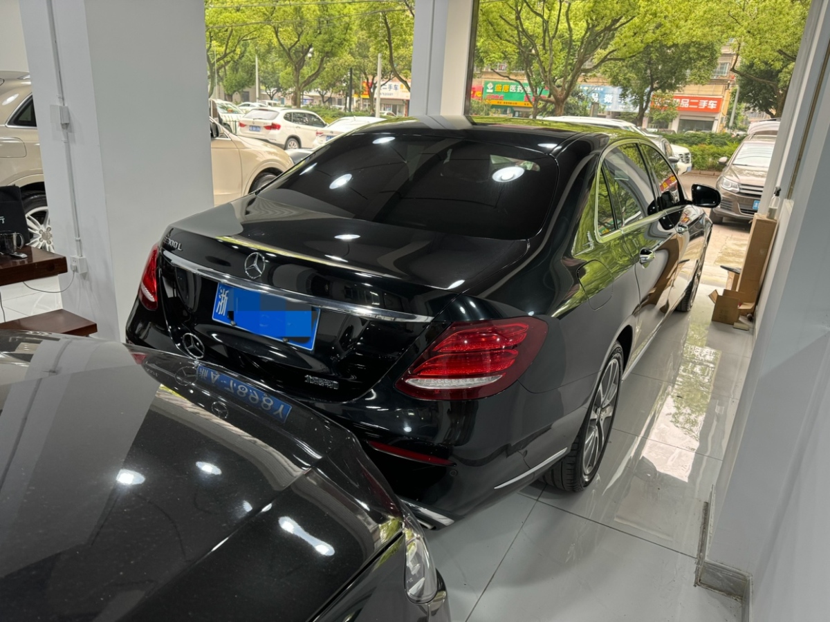 2018年08月奔驰 奔驰E级  2018款 改款 E 200 L