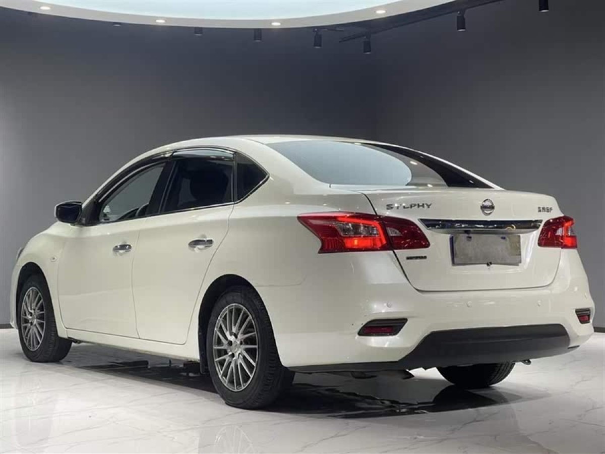 日產(chǎn) 軒逸  2021款 經(jīng)典 1.6XE CVT舒適版圖片