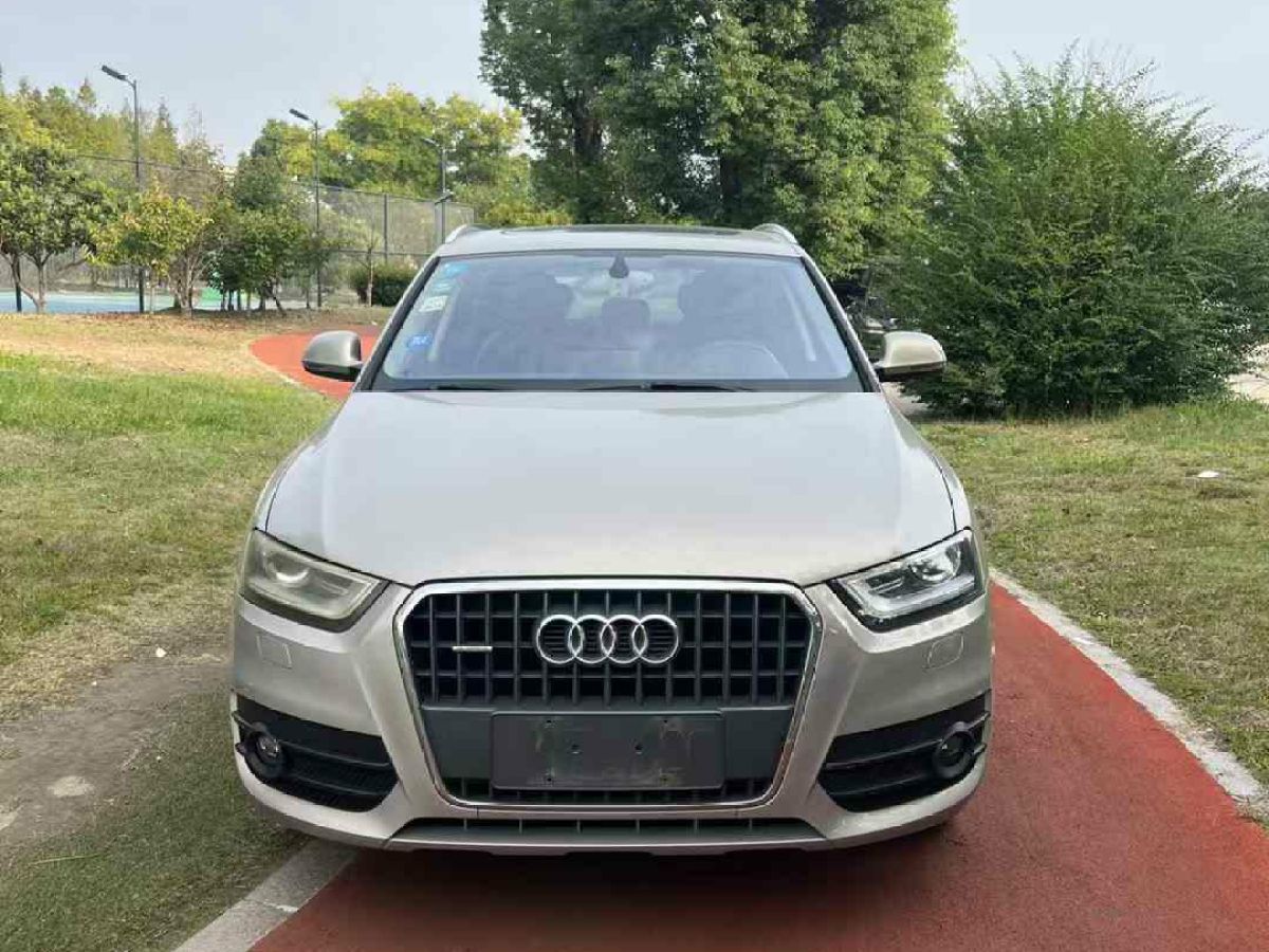 奧迪 奧迪Q3  2015款 Q3 2.0TFSI 35TFSI 進(jìn)取型圖片