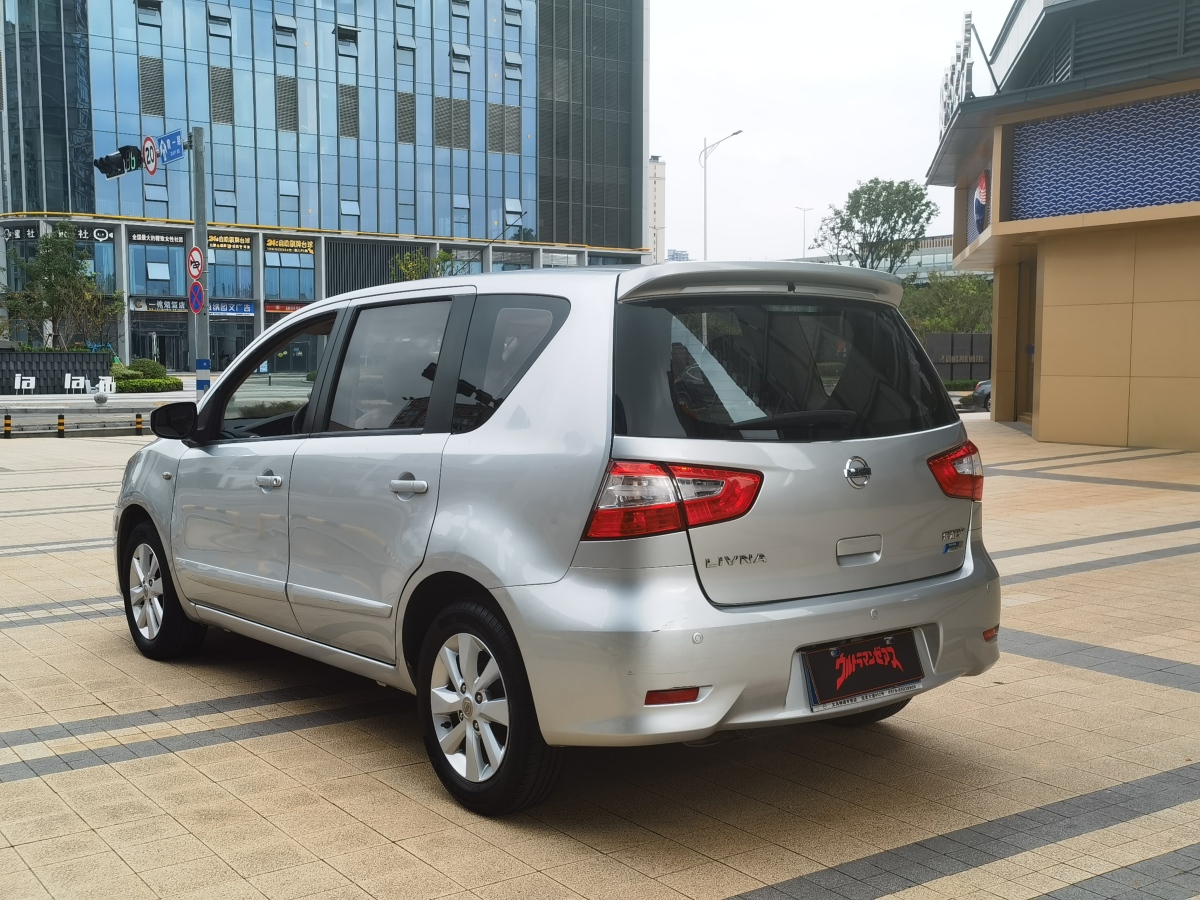 日產(chǎn) 驪威  2013款 1.6XL CVT豪華版圖片