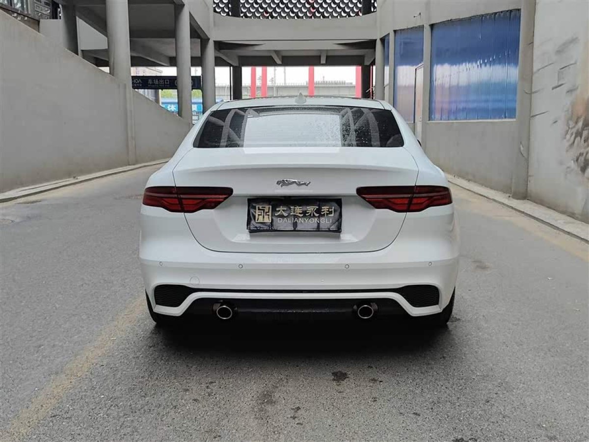 捷豹 XEL  2022款 2.0T 250PS R-DYNAMIC S進(jìn)取運(yùn)動(dòng)版圖片