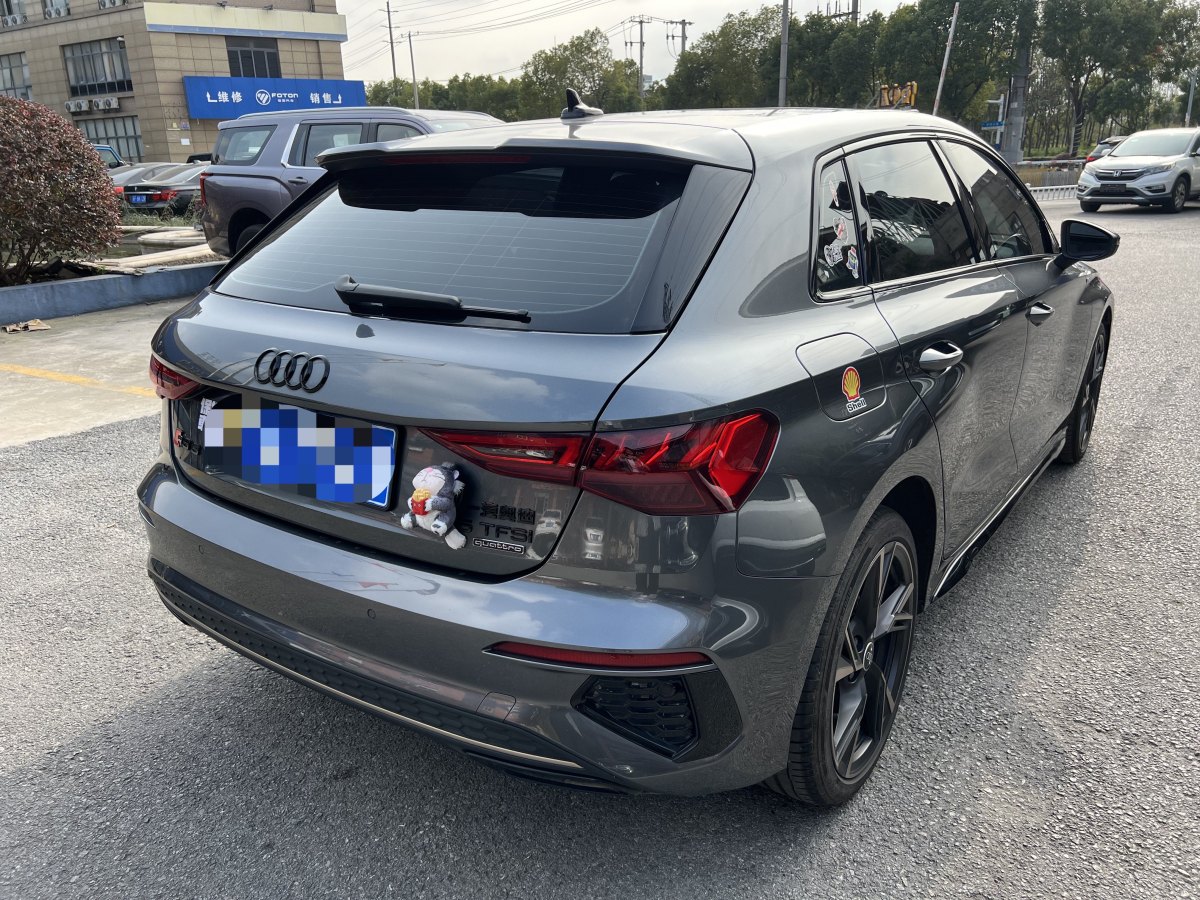 奧迪 奧迪A3  2024款 Sportback 35 TFSI RS套件燃速型圖片