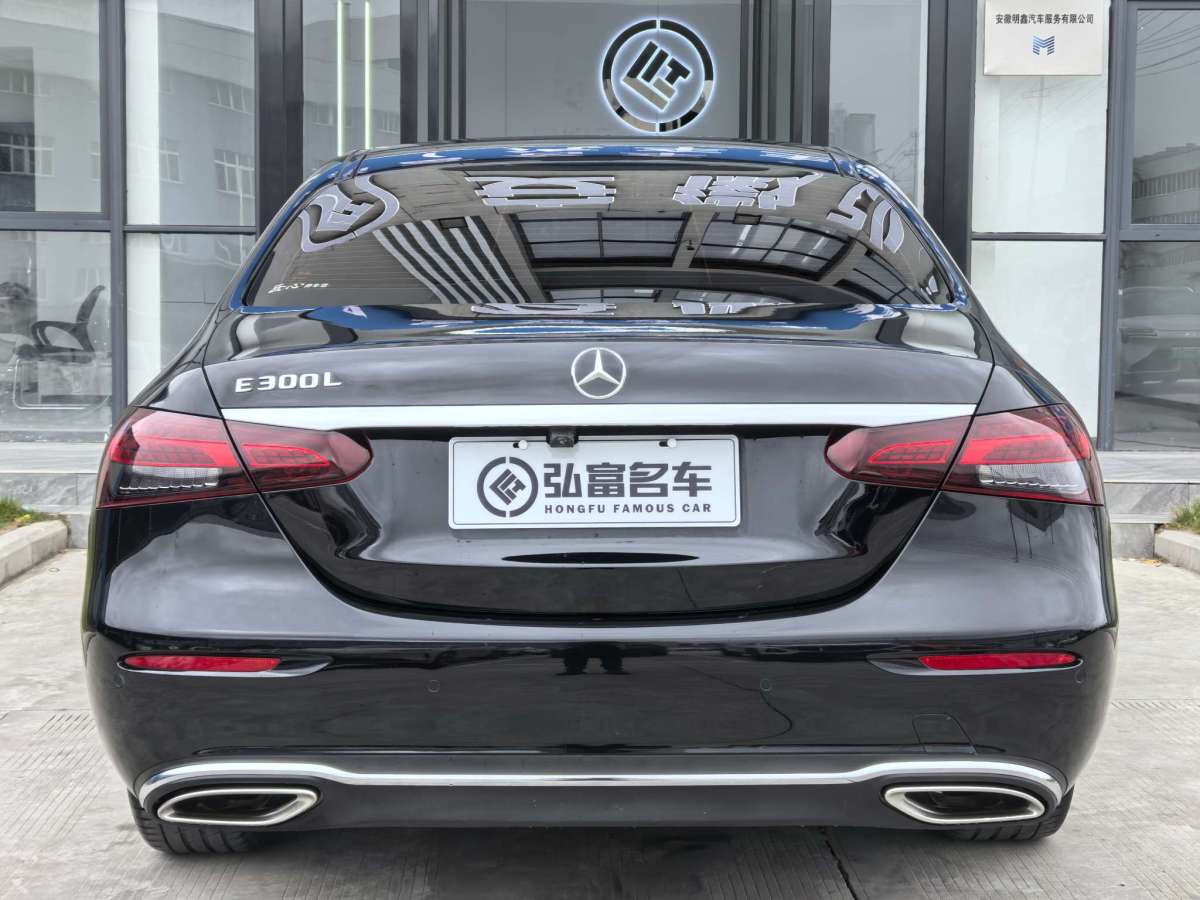 奔馳 奔馳E級(jí)  2023款 E 300 L 豪華型圖片