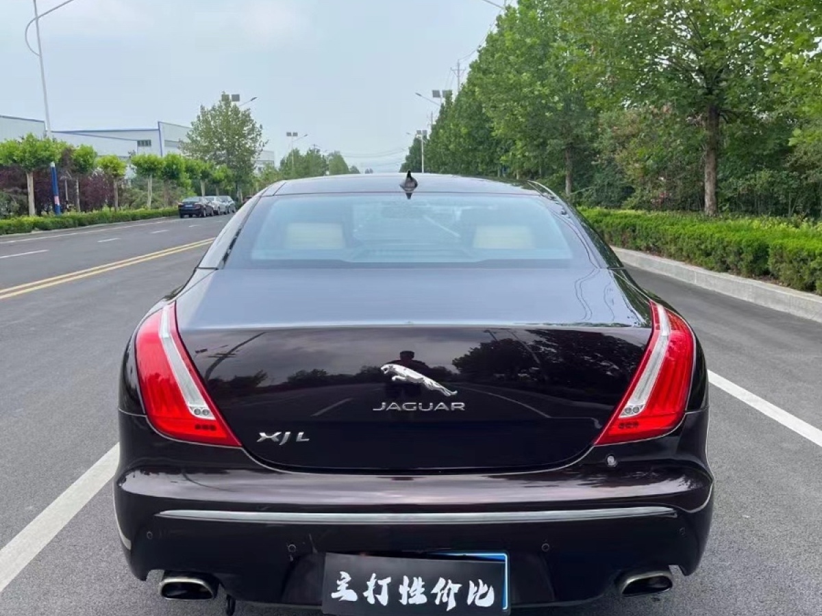 捷豹 XJ  2014款 XJL 2.0T 兩驅(qū)尊享商務(wù)版圖片