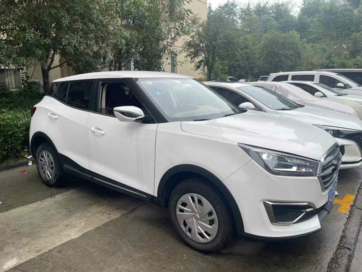 納智捷 優(yōu)6 SUV  2018款 1.8T 經(jīng)典版圖片