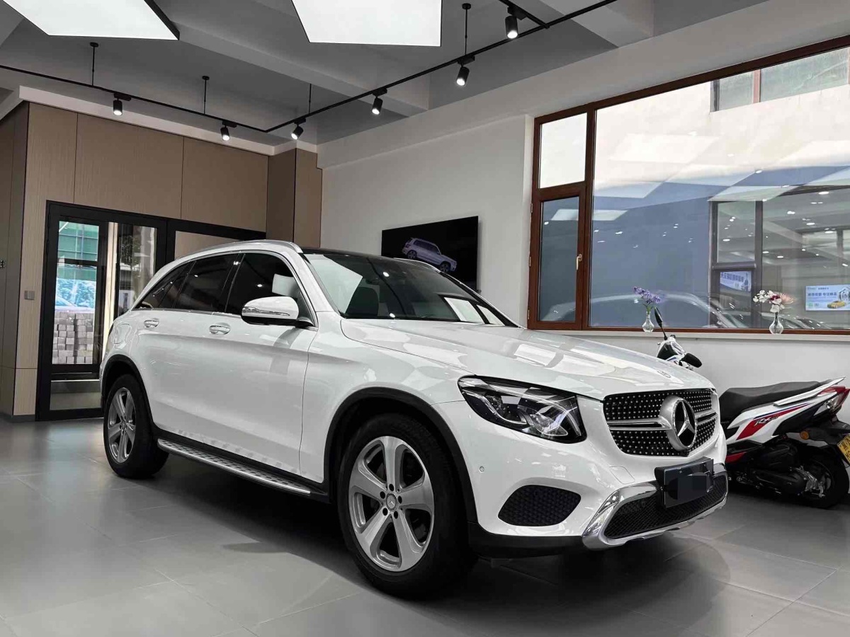 奔馳 奔馳GLC  2016款 GLC 260 4MATIC 豪華型圖片