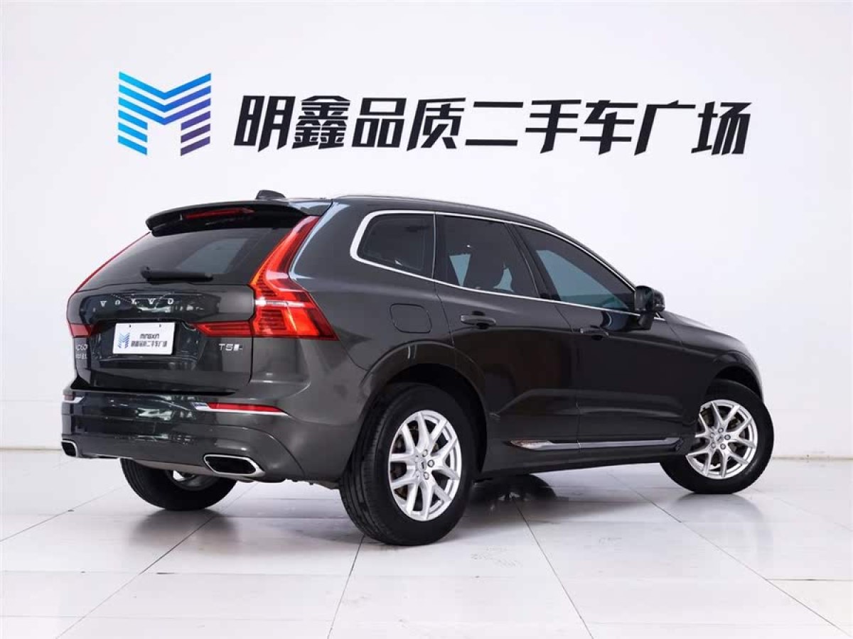 沃爾沃 XC60  2020款 T5 四驅(qū)智逸豪華版圖片