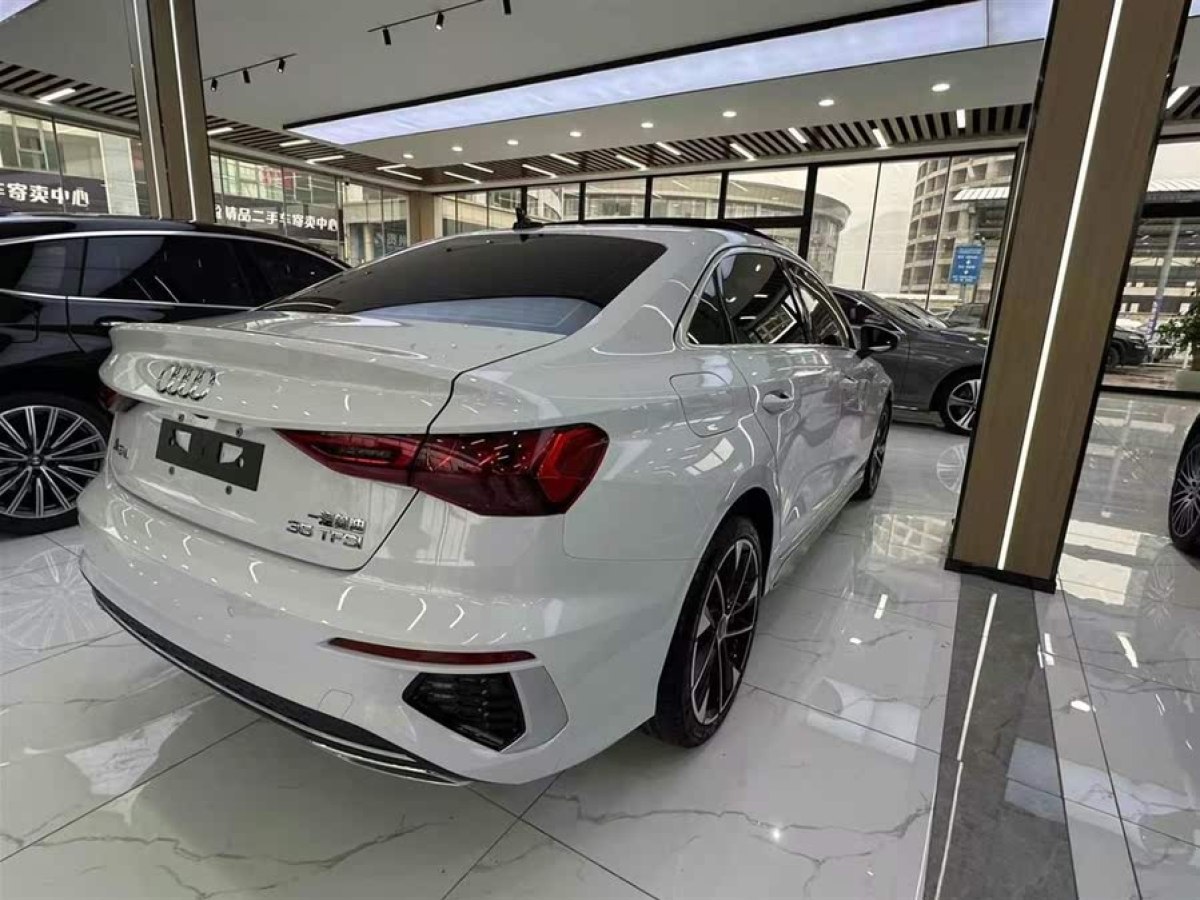 奧迪 奧迪A3  2022款 Sportback 35 TFSI 時(shí)尚致雅型圖片