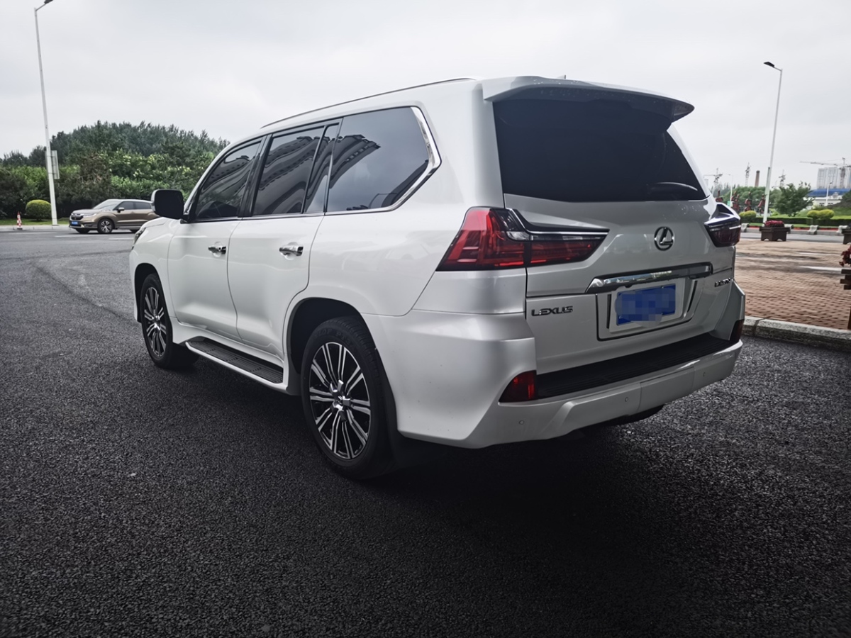 2019年7月雷克薩斯 LX  2019款 570 尊貴豪華版