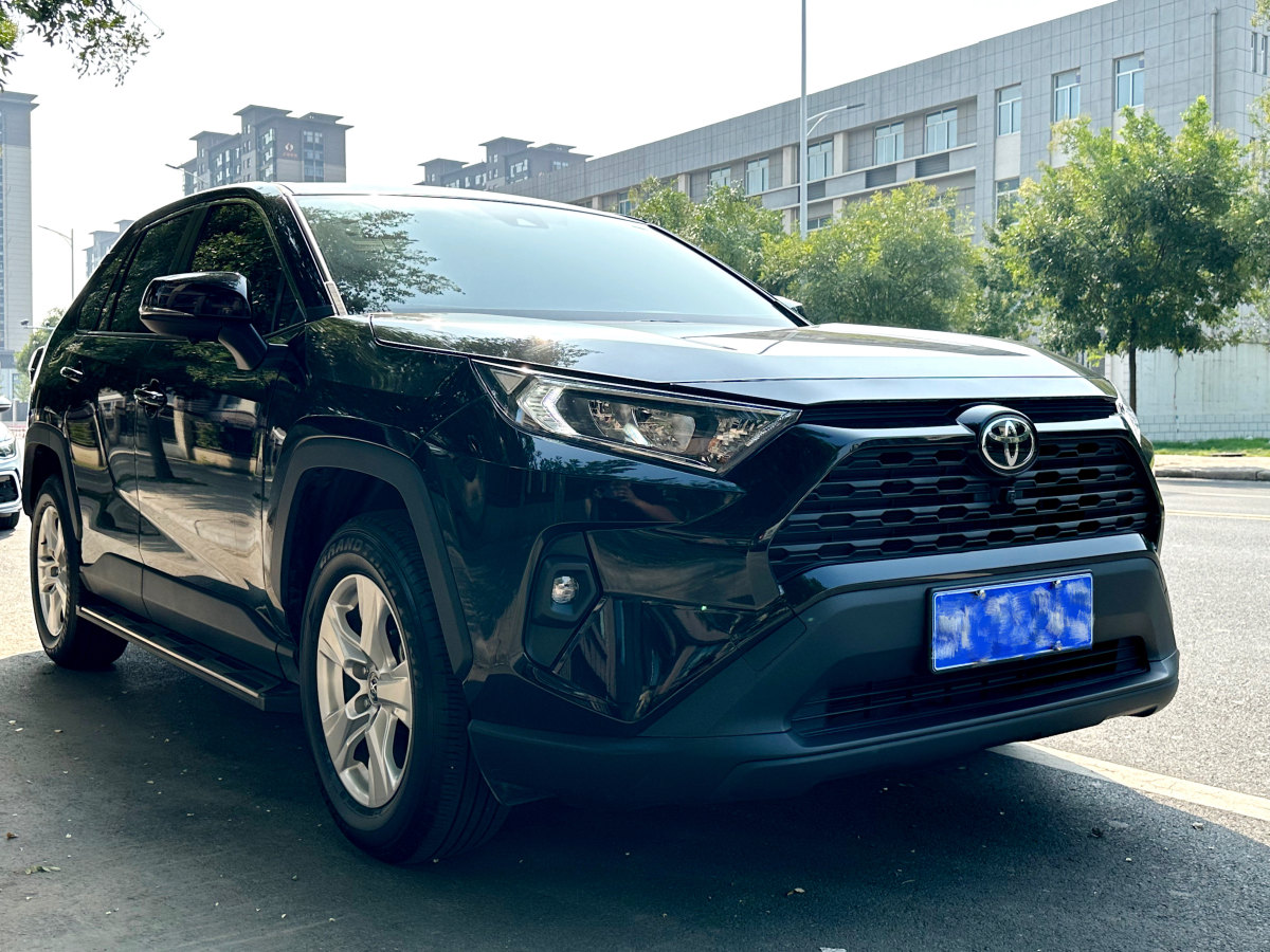 丰田 RAV4  2018款 荣放 2.0L CVT两驱都市版图片