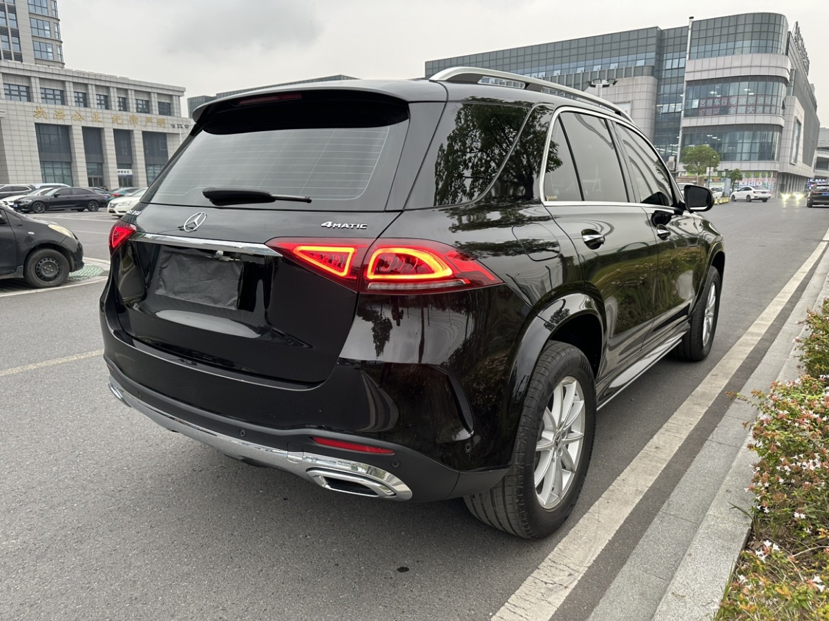 2021年01月奔馳 奔馳GLE  2021款 GLE 350 4MATIC 時(shí)尚型