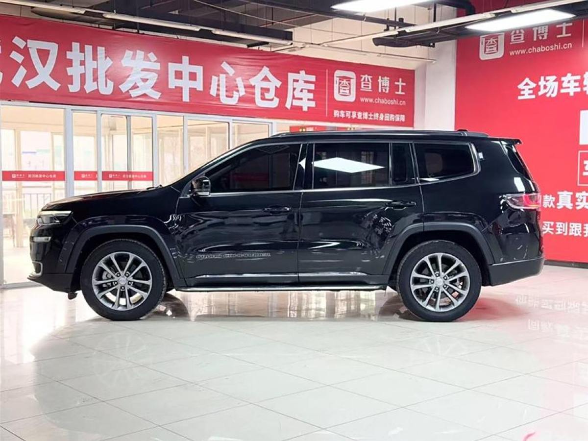 Jeep 大指揮官  2018款 2.0T 四驅(qū)尊享導(dǎo)航版 國VI圖片