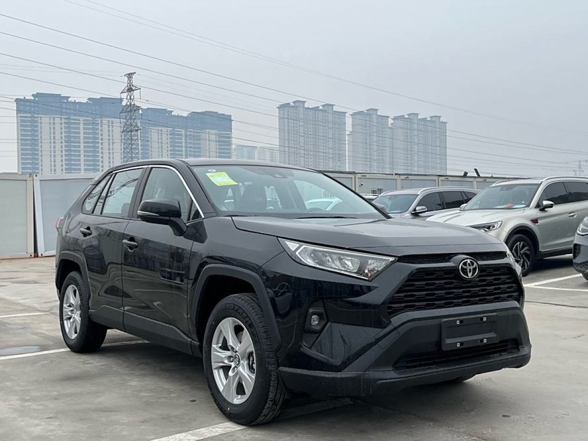 2025年2月豐田 RAV4榮放  2024款 2.0L CVT兩驅(qū)都市版