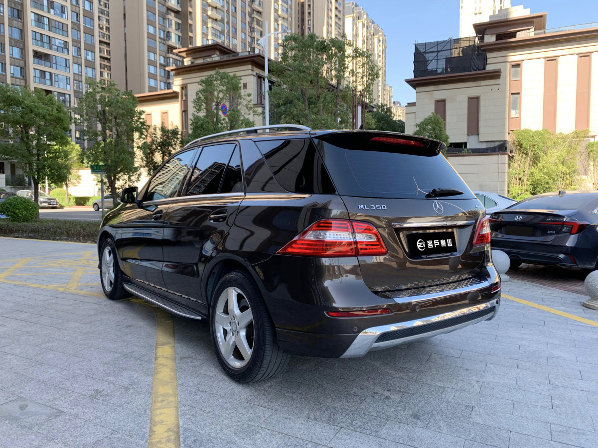 奔馳 奔馳M級(jí)  2012款 ML 350 豪華型圖片