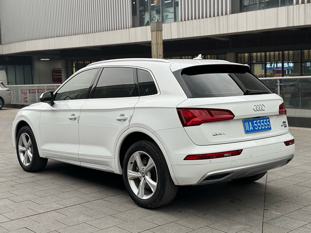 奧迪 奧迪Q5L  2018款  40 TFSI 榮享進取型 國VI圖片