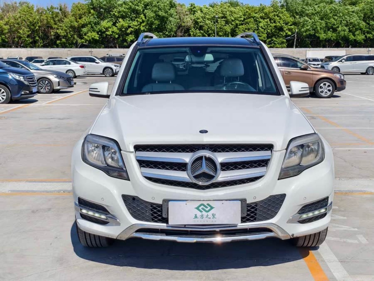 奔馳 奔馳GLK級(jí)  2013款 GLK 300 4MATIC 動(dòng)感天窗型圖片
