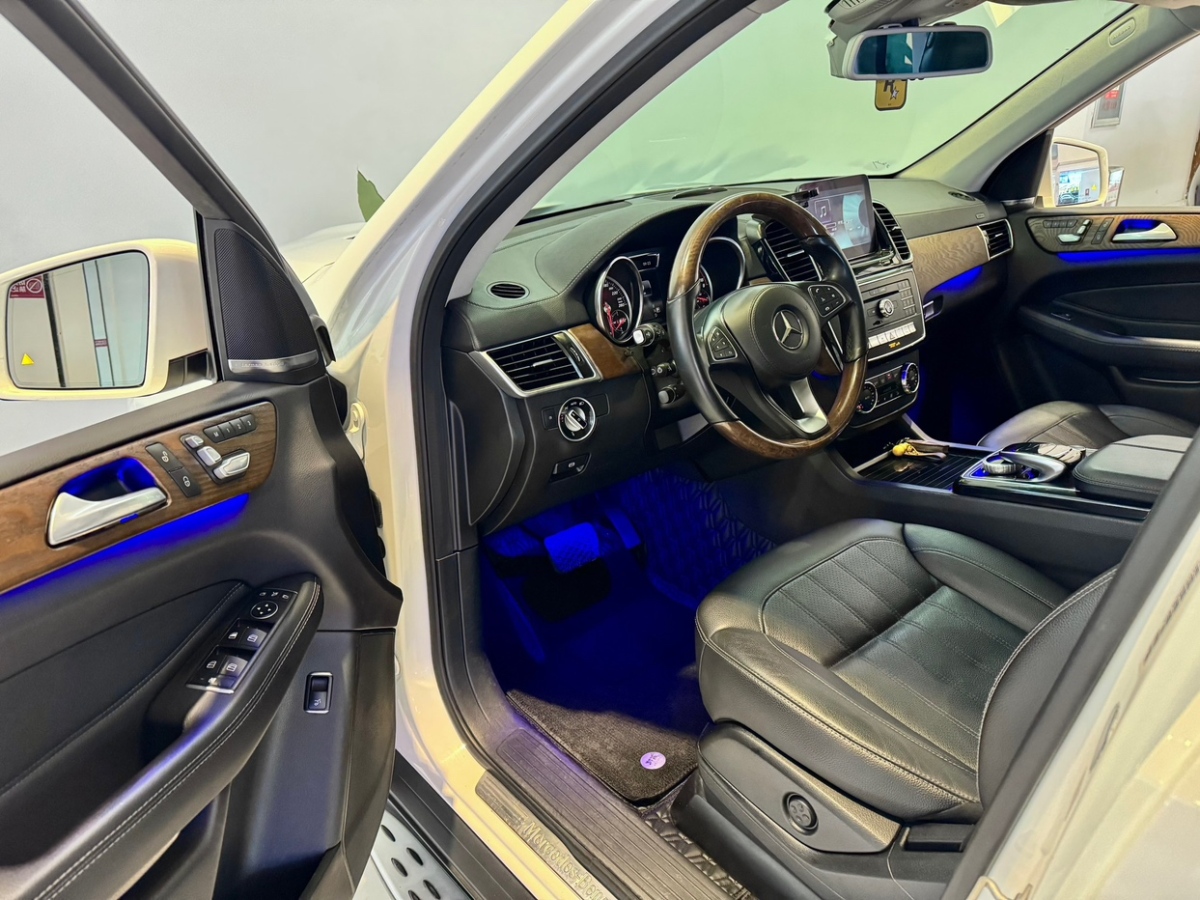 奔馳 奔馳GLS  2018款 GLS450 4MATIC 3.0T 美規(guī)版圖片