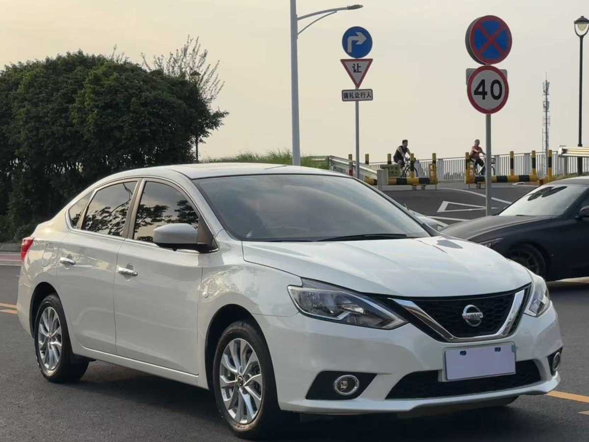 日產(chǎn) 軒逸  2021款 經(jīng)典 1.6XL CVT豪華版圖片