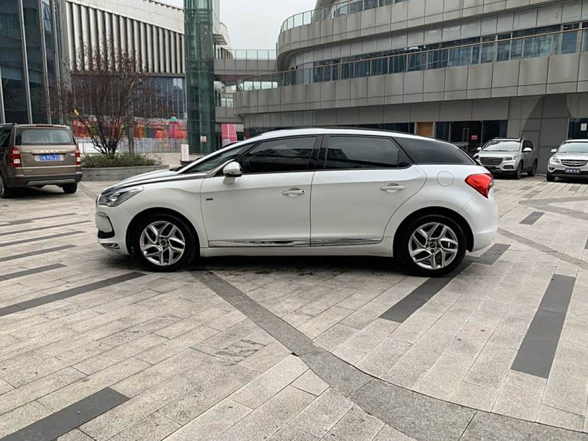 DS DS 5  2014款 1.6T 雅致版THP160圖片