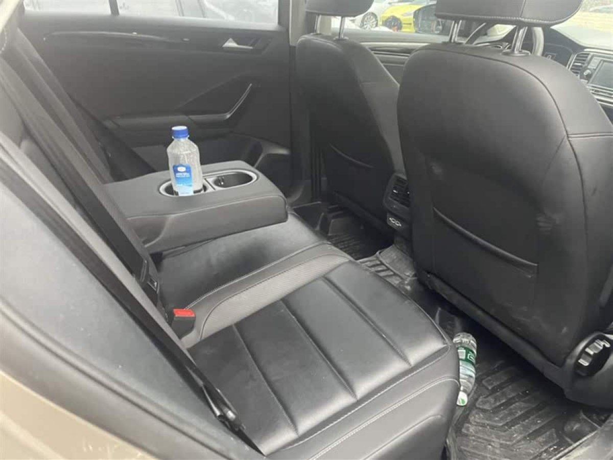 大眾 T-ROC探歌  2018款  280TSI DSG兩驅舒適型 國VI圖片