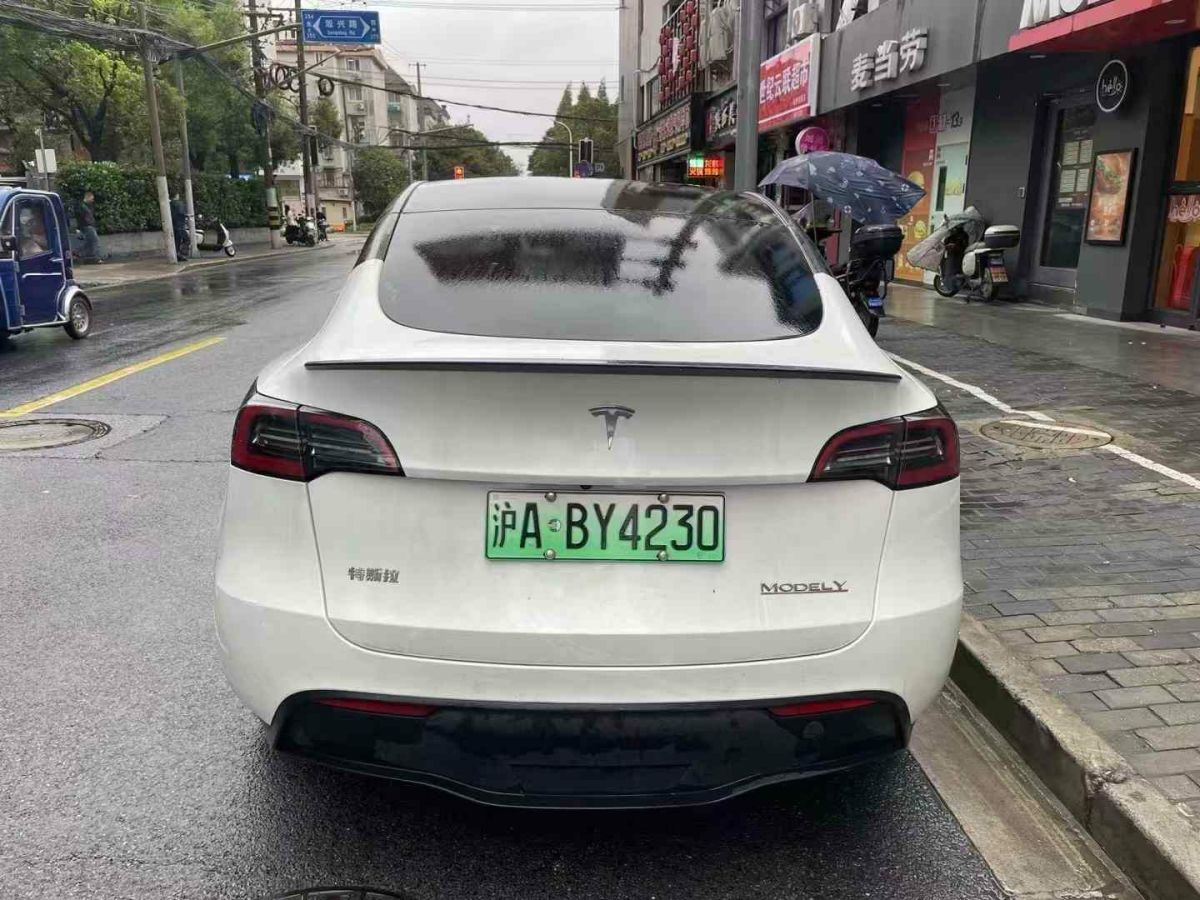 特斯拉 Model S  2023款 三電機(jī)全輪驅(qū)動 Plaid版圖片