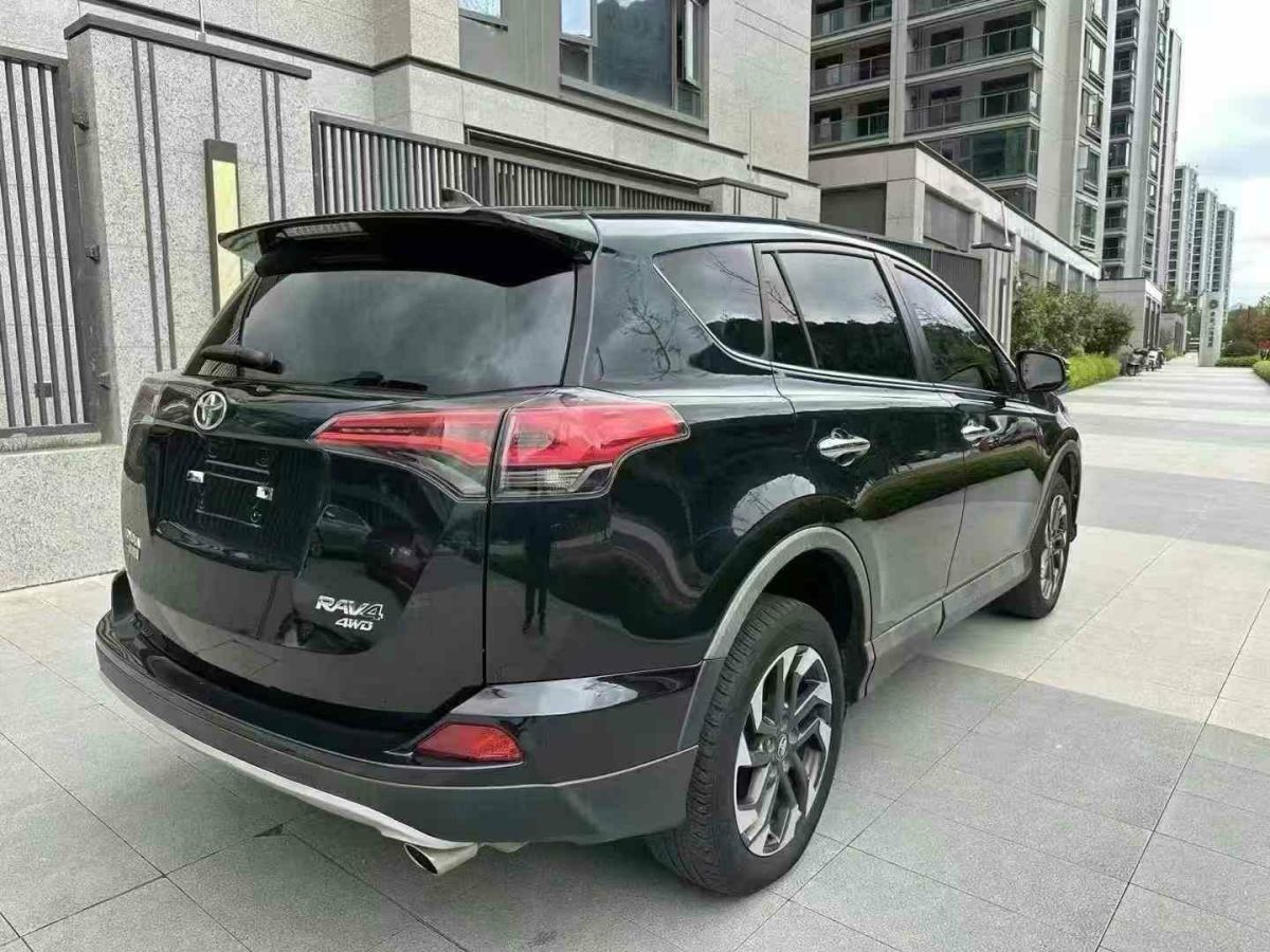 豐田 RAV4榮放 圖片