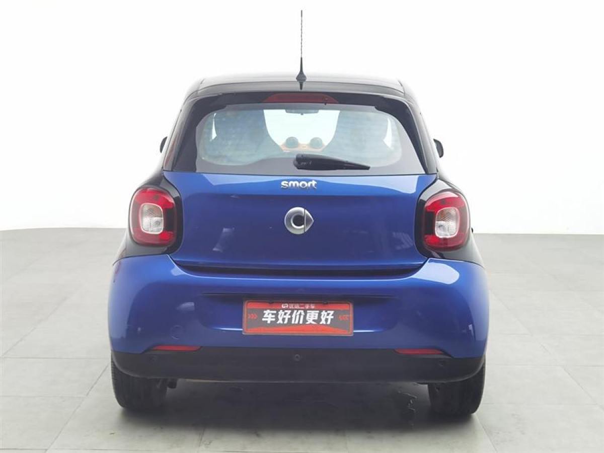 smart forfour  2016款 1.0L 52千瓦激情版圖片