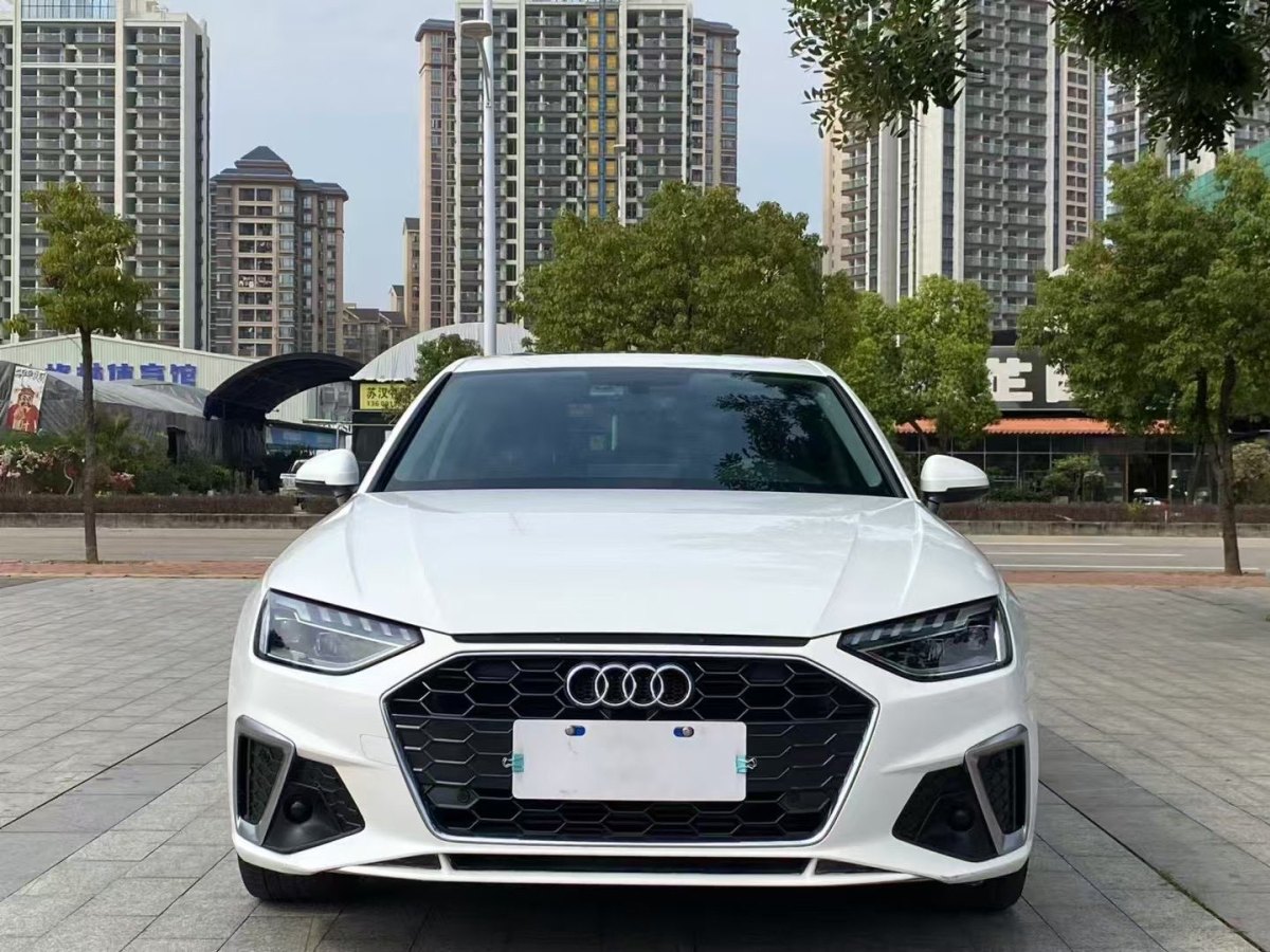 2020年9月奧迪 奧迪A4L  2020款 40 TFSI 豪華動(dòng)感型