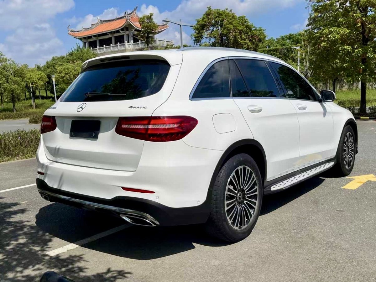 奔馳 奔馳GLC  2018款 改款 GLC 260 4MATIC 動(dòng)感型圖片