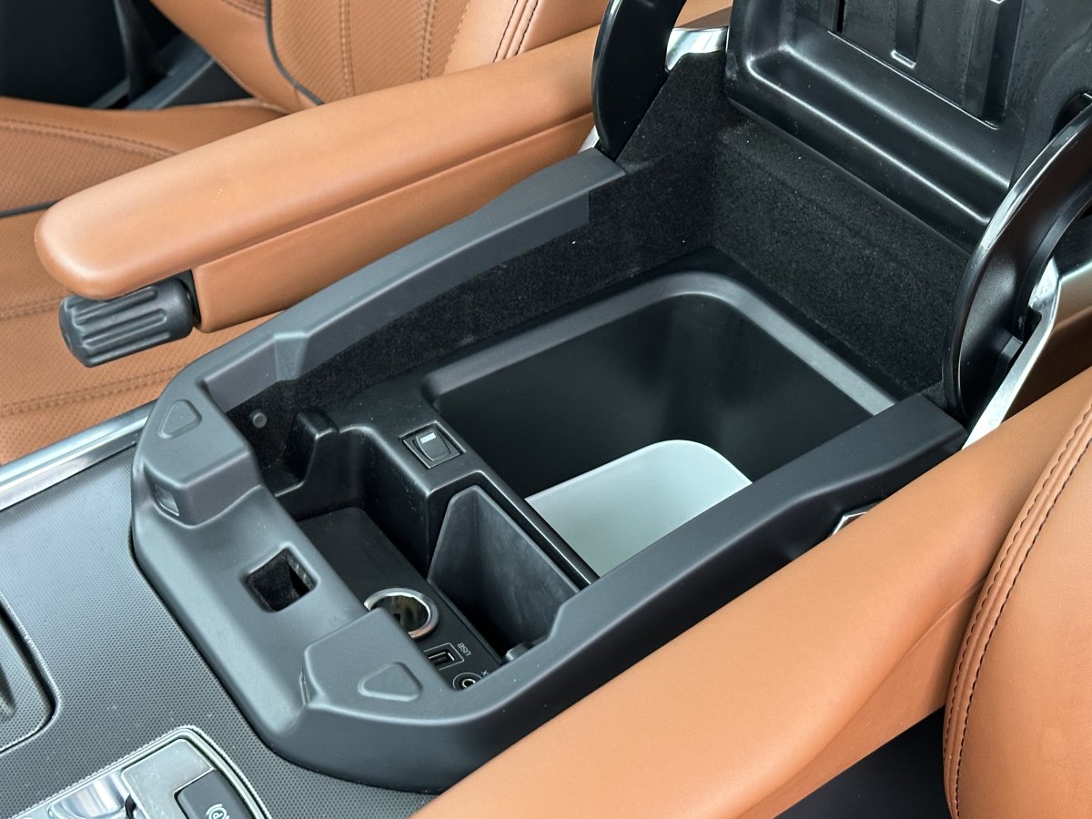 路虎 攬勝運動版  2015款 3.0 V6 SC HSE DYNAMIC圖片