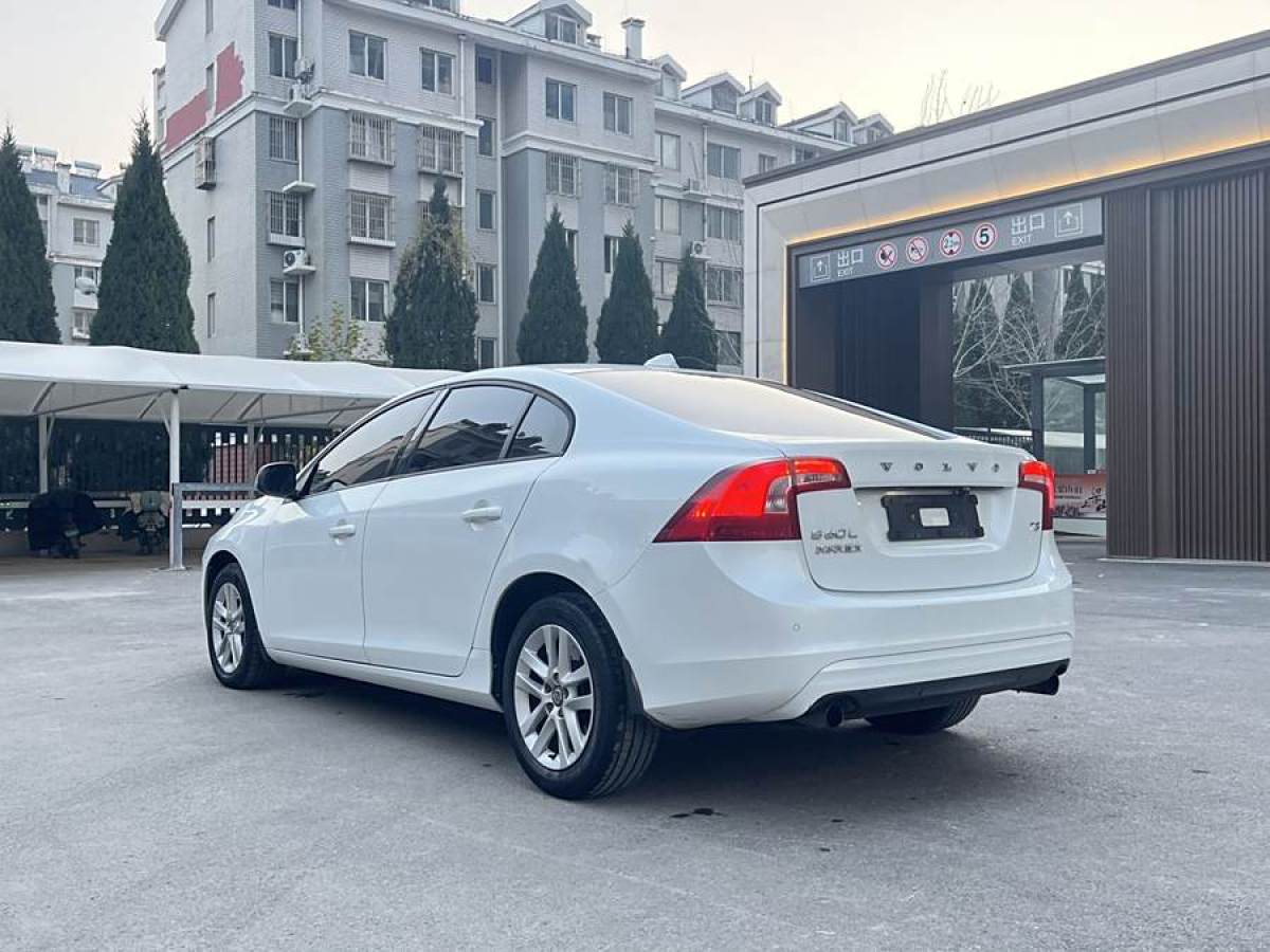 沃爾沃 S60  2016款 S60L 1.5T T3 智行版圖片