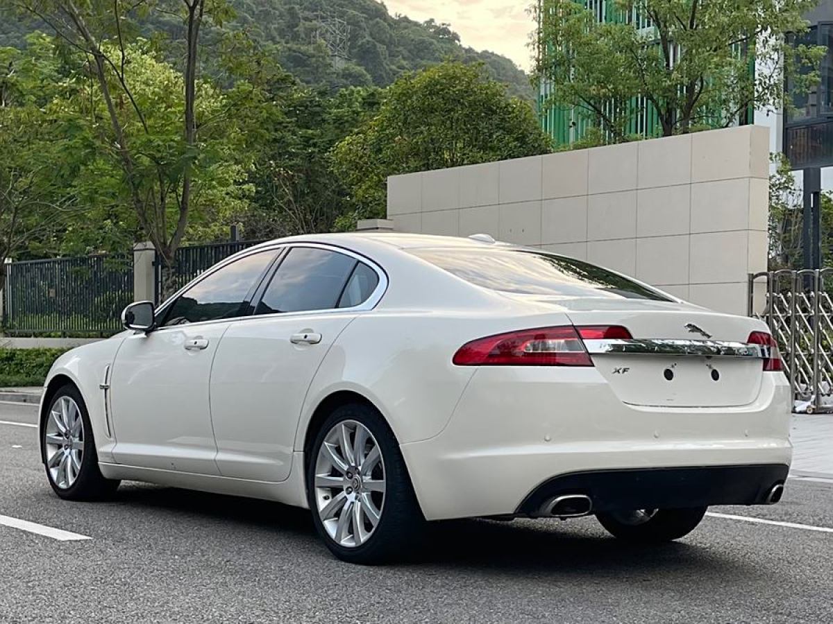 捷豹 XF  2009款 XF 3.0L V6豪華版圖片