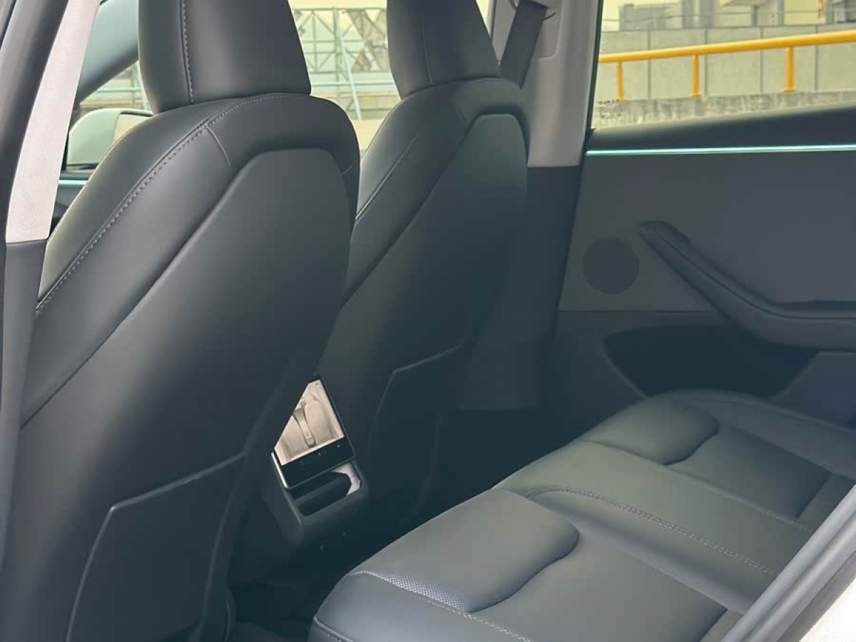 特斯拉 Model 3  2023款 煥新版 后輪驅動圖片