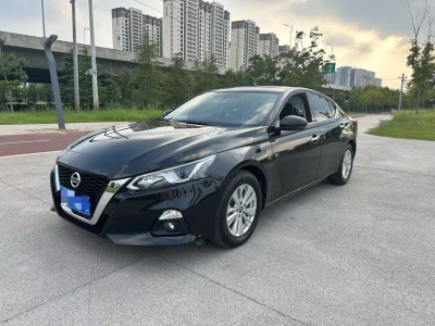 2021年12月 日產(chǎn) 天籟 2.0L XE 時(shí)尚版圖片