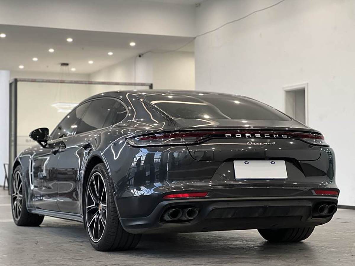 保時(shí)捷 Panamera  2022款 Panamera 行政加長(zhǎng)版 2.9T圖片