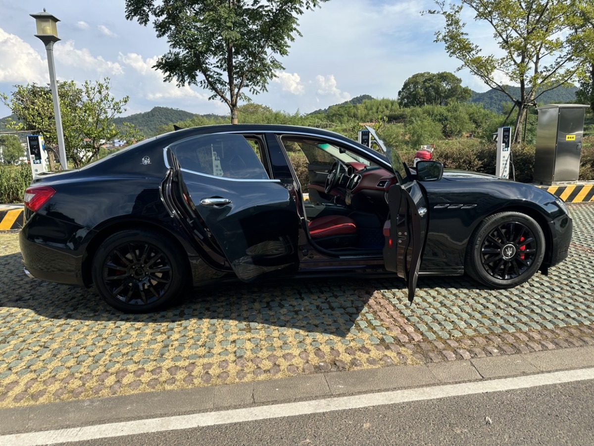 瑪莎拉蒂 Ghibli  2014款 3.0T 標(biāo)準(zhǔn)版圖片