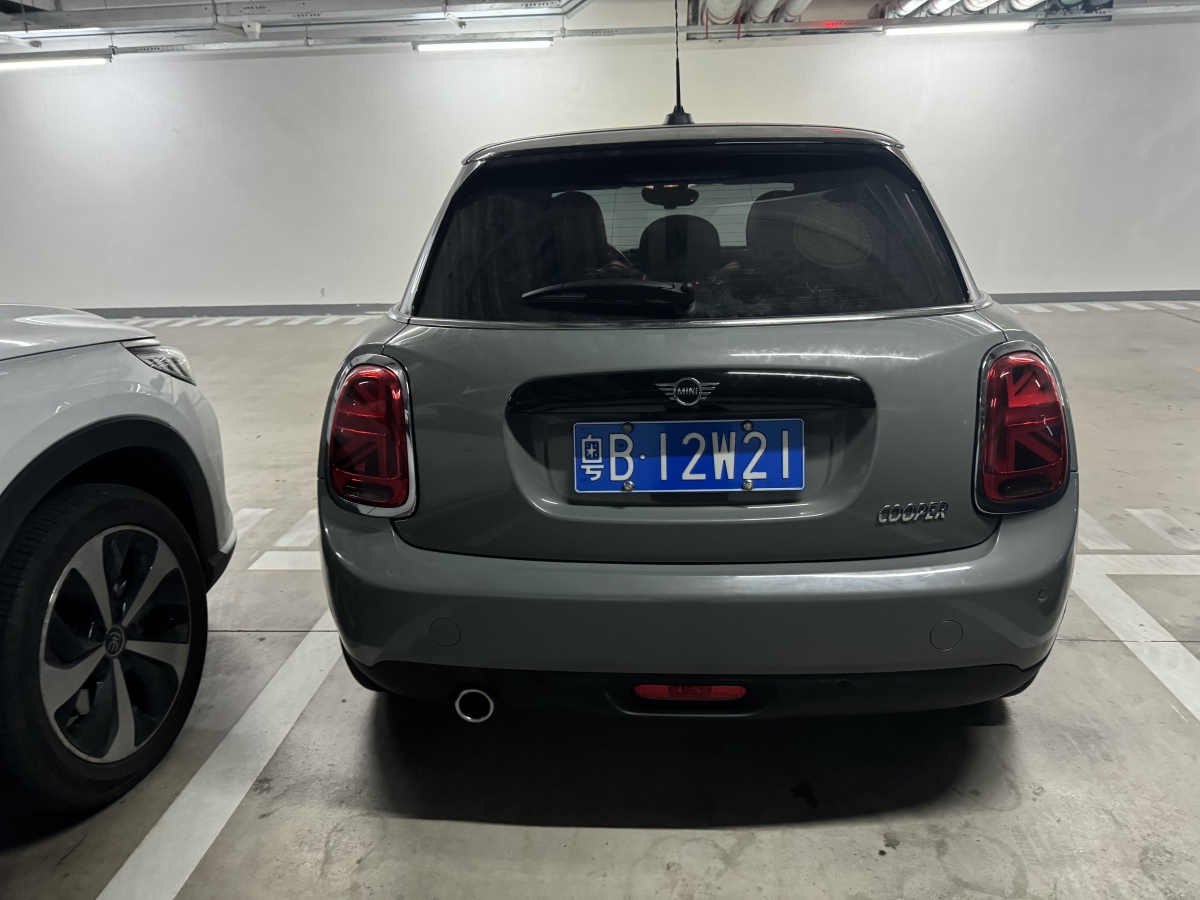 MINI MINI  2021款 1.5T COOPER 經(jīng)典派 五門版圖片