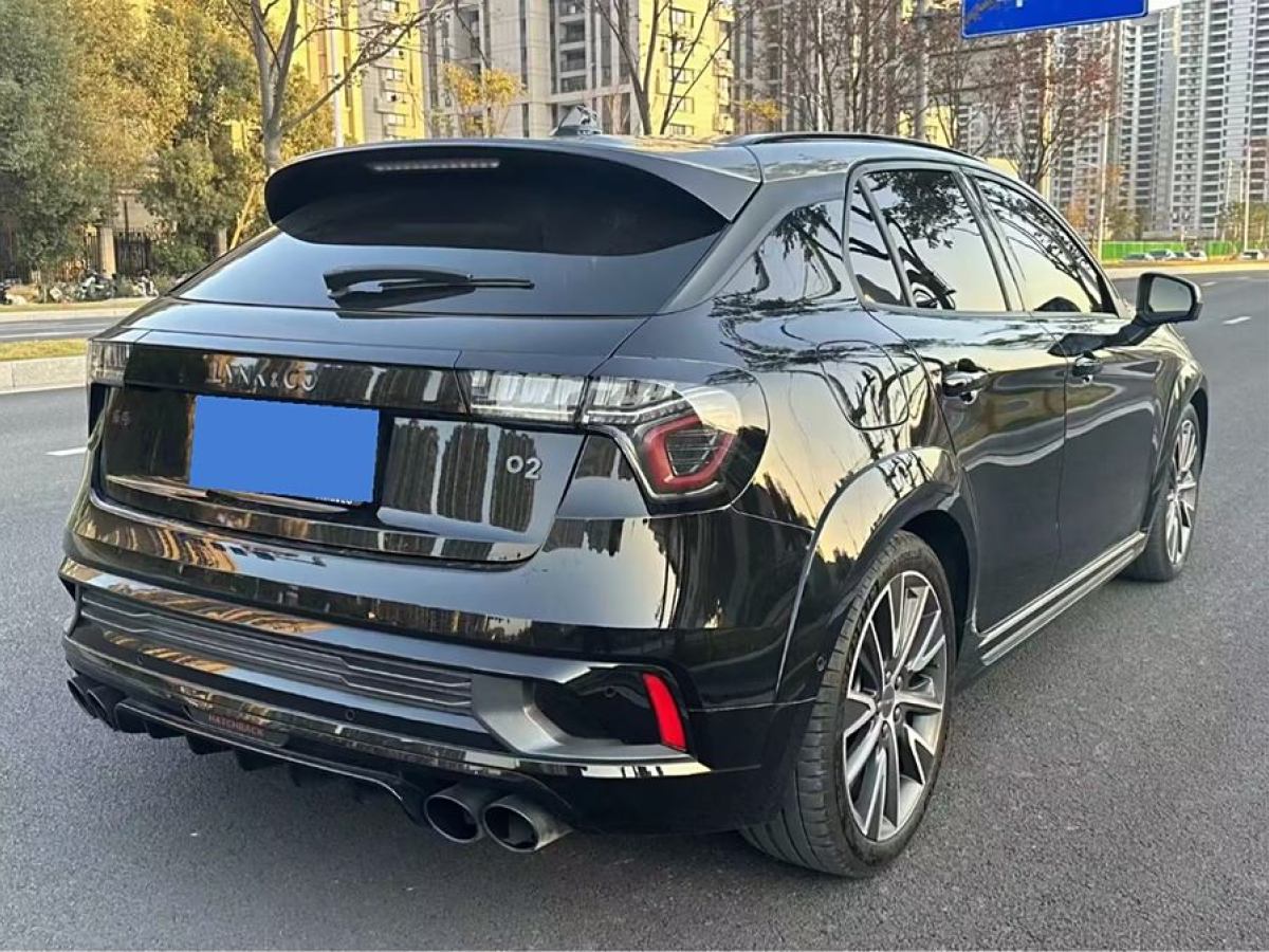 領(lǐng)克 領(lǐng)克02 Hatchback  2021款 2.0TD Halo 駕控套件版圖片