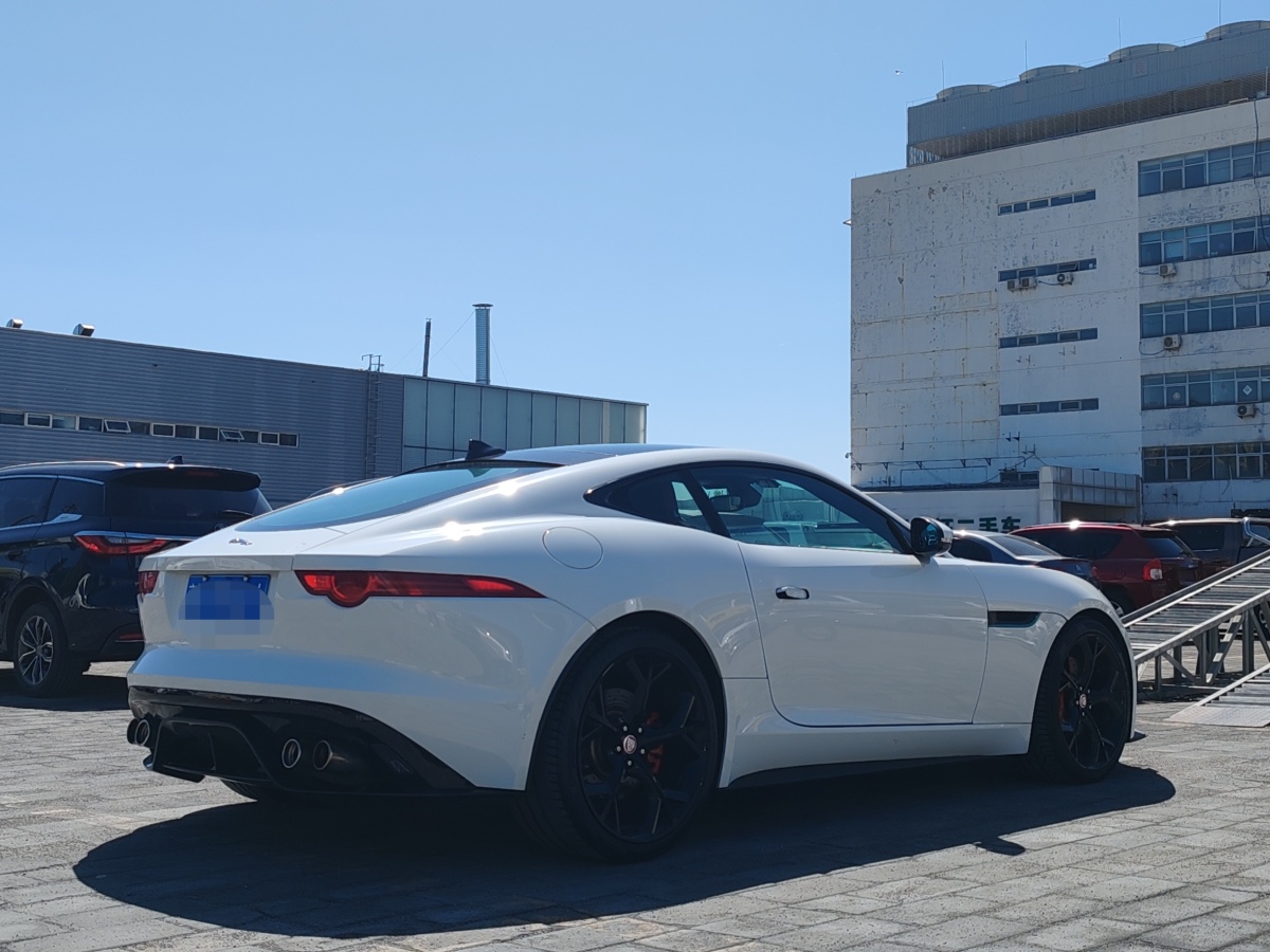 捷豹 F-TYPE  2016款 3.0T 硬頂版圖片